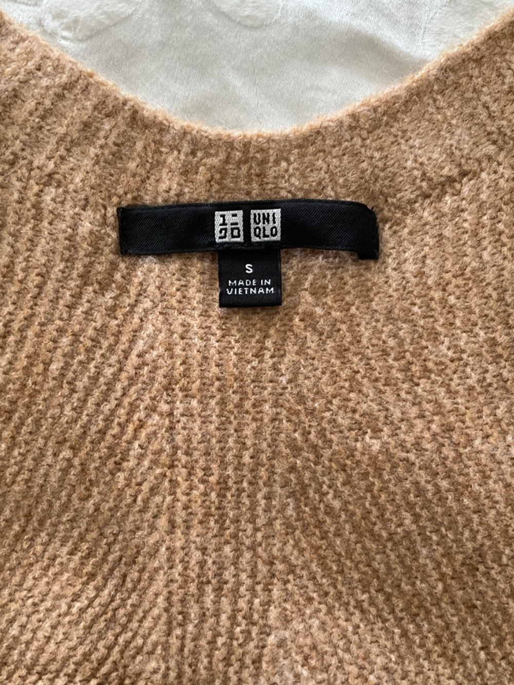 UNIQLO Camel Open-Front Knit Cardigan - Picture 3 of 5